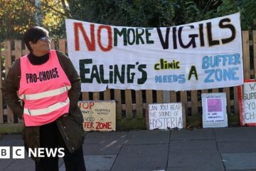 Concern over delay to abortion clinic buffer zones