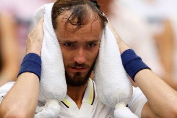 Daniil Medvedev through to US Open semifinals but issues warning after suffering in 'brutal' heat | CNN