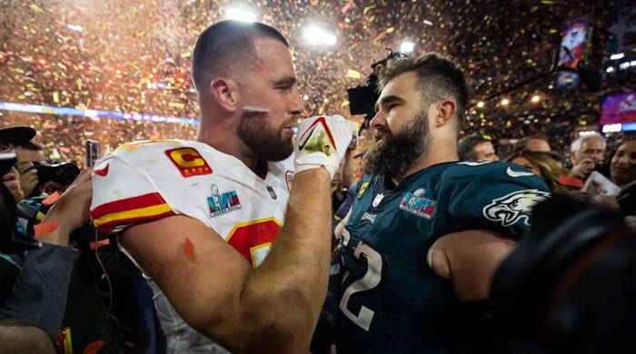 Jason Kelce bags first-ever win over younger brother Travis