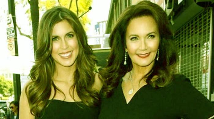 Lynda Carter reveals touching tribute to husband at daughter's wedding