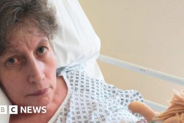 NHS: Woman waited nine months for hospital discharge