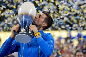 Novak Djokovic edges past Carlos Alcaraz to capture first tournament title in return to US soil | CNN