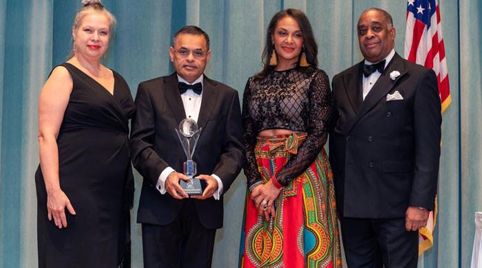 Pakistani-American Sheikh Saeed honoured with int’l humanitarian award