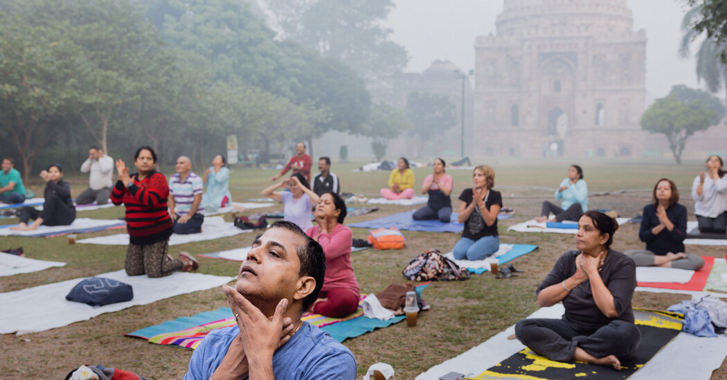 Toxic Air Is No Reason to Stay Inside for Delhi’s Joggers and Yoga Fans