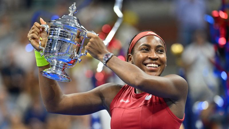 US Open women's final: American Coco Gauff rallies to defeat Aryna Sabalenka in dramatic finish | CNN