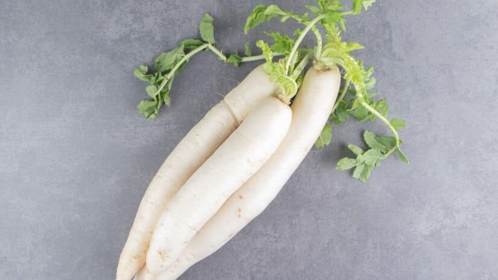 Winter Diet: 7 Health Benefits Of Eating Radish