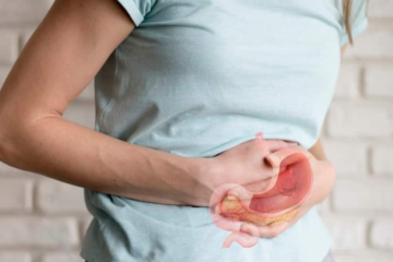 Is Loss Of Appetite Sign Of Stomach Cancer? Check Symptoms And Early Diagnosis, Expert Shares
