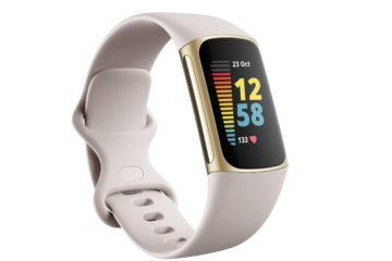 Amazon Republic Day Sale: Activity trackers on discount, get up to 62% off