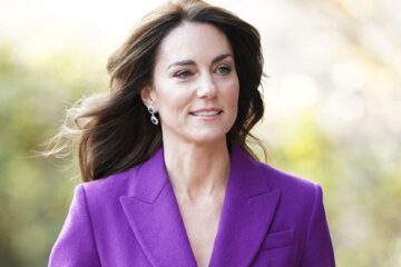 Kate Middleton returns home after abdominal surgery: 'Making good progress'