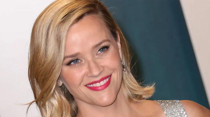 Reese Witherspoon puts off followers with 'filthy' recipe: ‘Full of bacteria'