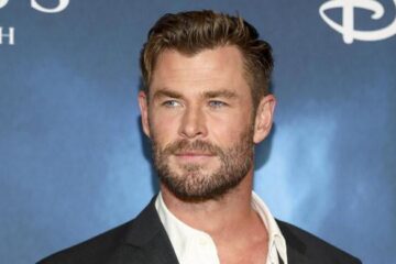 Chris Hemsworth takes rare trip back hometown to remote Bulman