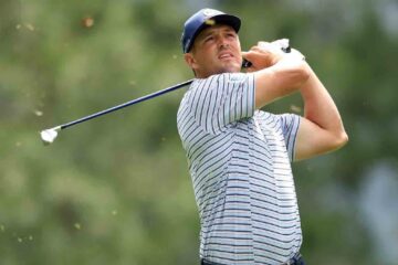 DeChambeau storms into Masters lead in style | The Express Tribune