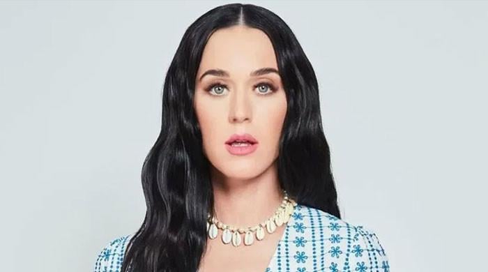 Katy Perry dodges oops moment during 'American Idol's latest episode